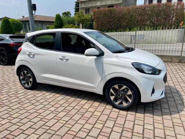 HYUNDAI i10 usata, con Airbag laterali
