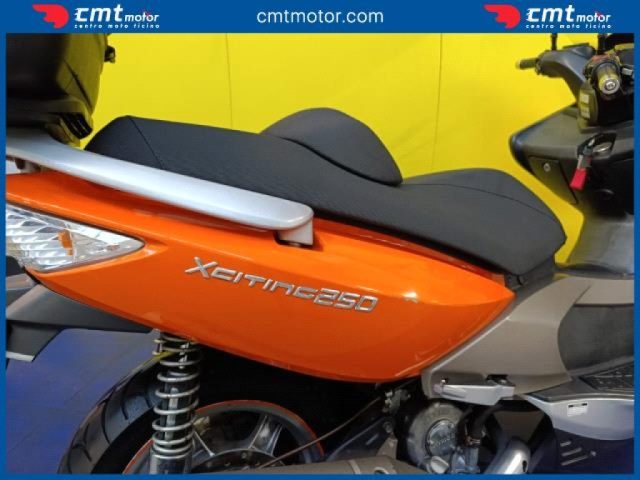 KYMCO Xciting 250 usata 7