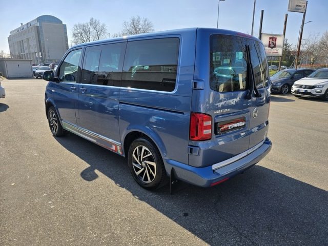 VOLKSWAGEN Multivan usata, con Airbag laterali