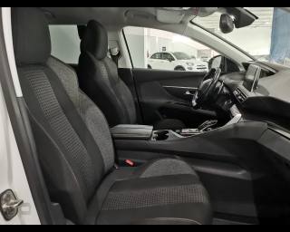 PEUGEOT 5008 usata, con Controllo elettronico della corsia