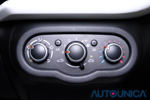 RENAULT Twingo usata, con Sensori di parcheggio posteriori