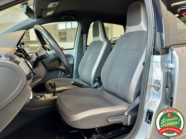 VOLKSWAGEN up! usata, con Chiusura centralizzata