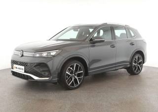 VOLKSWAGEN Tiguan 2.0 TDI 150CV DSG R-LINE MATRIX TETTO KEYLESS 360