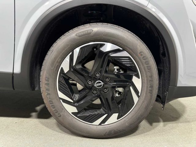 NISSAN Qashqai usata, con Climatizzatore