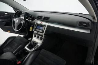 VOLKSWAGEN Passat usata, con Sedili sportivi