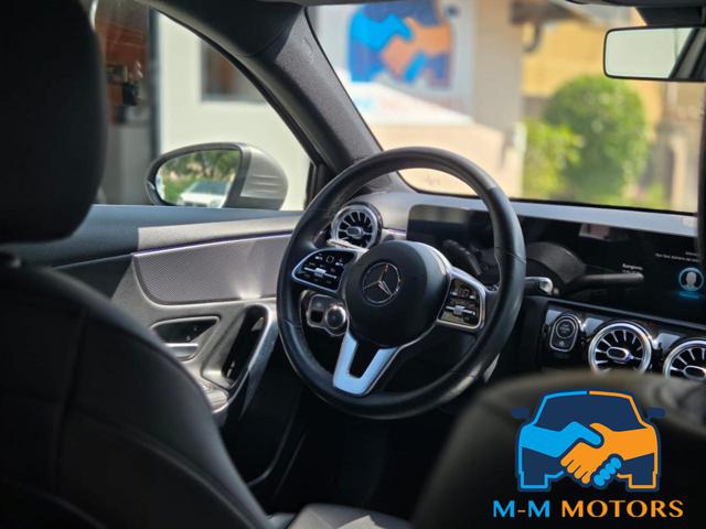 MERCEDES-BENZ A 180 usata, con Controllo automatico clima