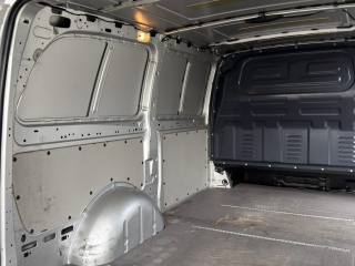 MERCEDES-BENZ Vito usata 15