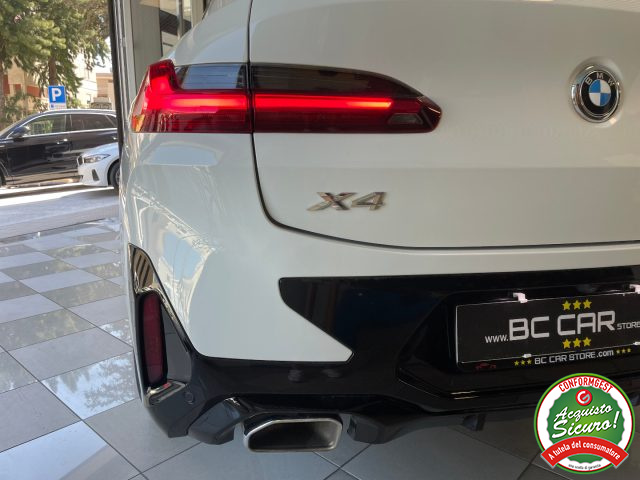 BMW X4 usata, con Sensori di parcheggio posteriori