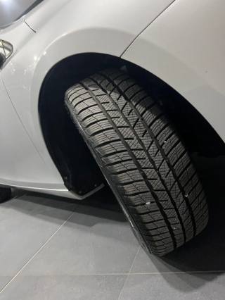 VOLVO V40 usata, con Controllo trazione