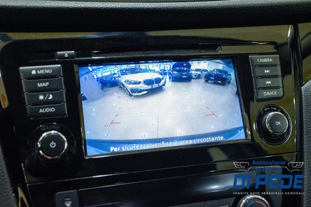 NISSAN Qashqai usata, con Fari LED