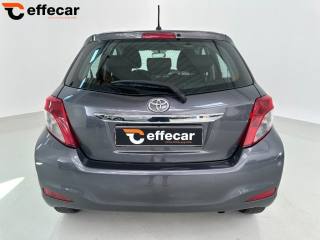 TOYOTA Yaris usata, con Alzacristalli elettrici