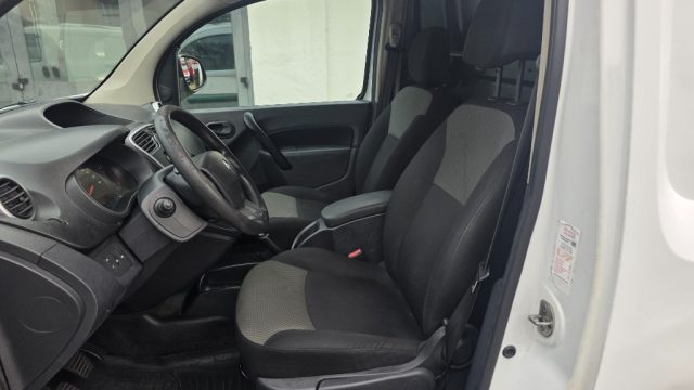 RENAULT Kangoo usata, con Servosterzo