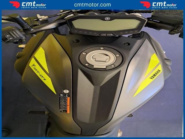 YAMAHA MT-07 usata 6