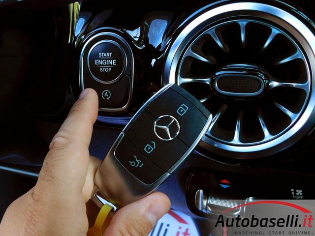 MERCEDES-BENZ GLA 200 usata, con Luci diurne