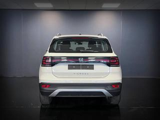 VOLKSWAGEN T-Cross usata, con Autoradio