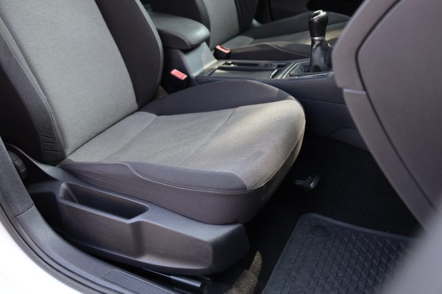 VOLKSWAGEN Golf usata 75