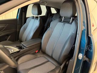PEUGEOT 3008 usata, con Sedile posteriore sdoppiato