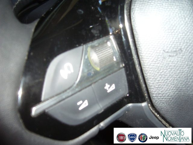 PEUGEOT 2008 usata, con Controllo elettronico della corsia