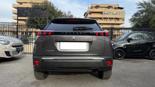 PEUGEOT 2008 usata, con Vetri oscurati