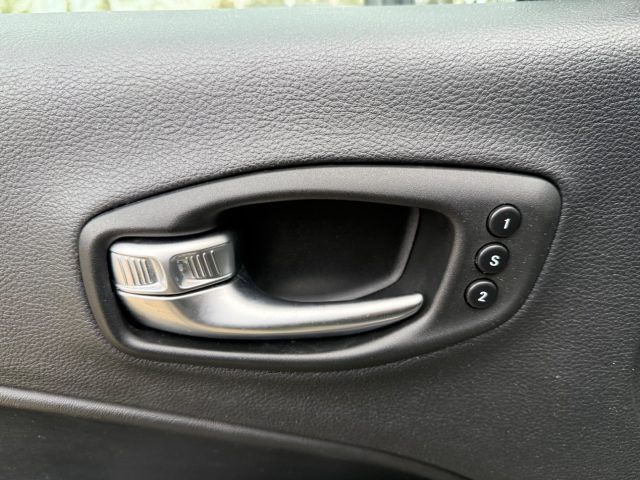 JEEP Compass usata, con Bracciolo