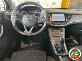 OPEL Astra usata, con Park Distance Control