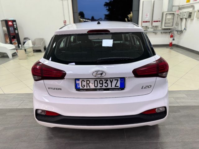 HYUNDAI i20 usata, con Autoradio