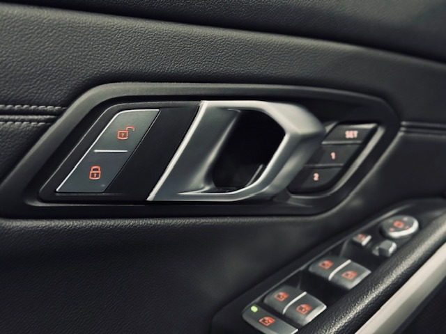 BMW 320 usata, con Vetri oscurati