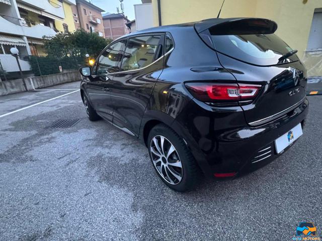 RENAULT Clio usata, con Airbag laterali