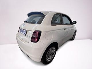 FIAT 500e usata, con Autoradio