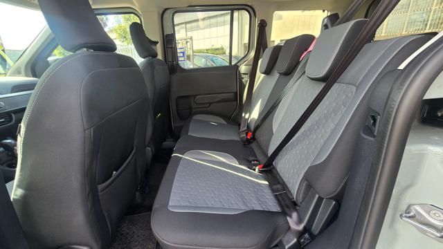 FORD Tourneo Courier usata, con USB
