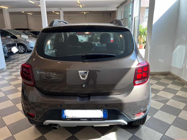 DACIA Sandero usata, con Alzacristalli elettrici
