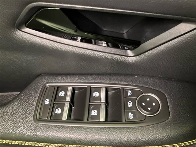 RENAULT Megane usata, con Hill holder