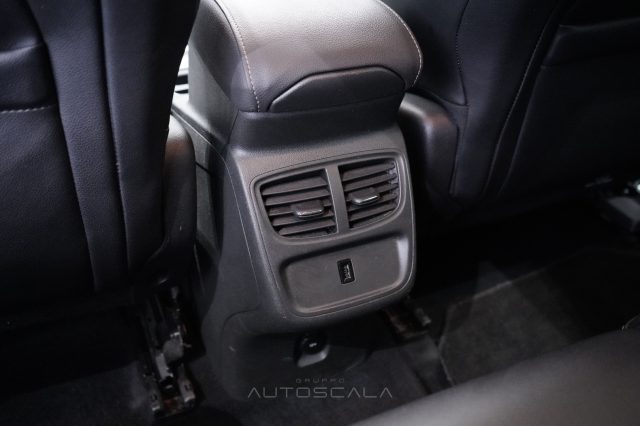OPEL Grandland X usata, con Autoradio digitale