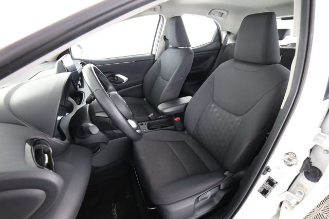 TOYOTA Yaris usata 2