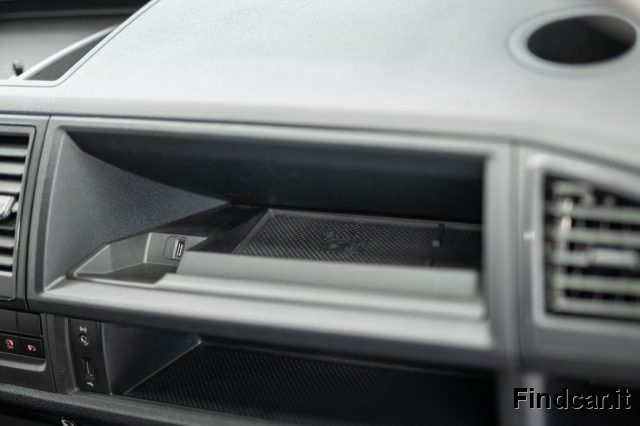 VOLKSWAGEN California usata, con Sound system