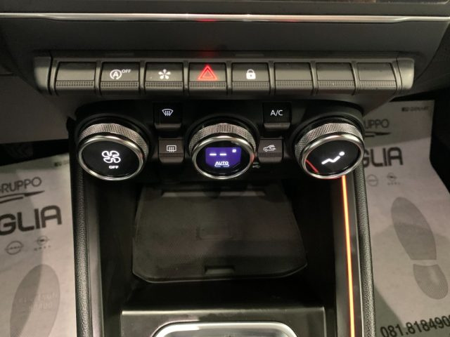 RENAULT Clio usata, con Volante in pelle