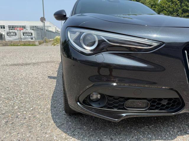 ALFA ROMEO Stelvio usata, con Portellone posteriore elettrico