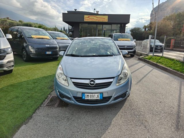 OPEL Corsa usata, con Cruise Control