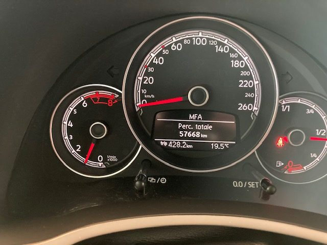 VOLKSWAGEN Maggiolino usata, con Sistema di navigazione