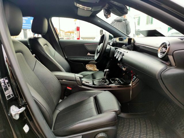 MERCEDES-BENZ A 200 usata, con Volante in pelle