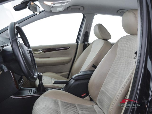 MERCEDES-BENZ A 180 usata 8
