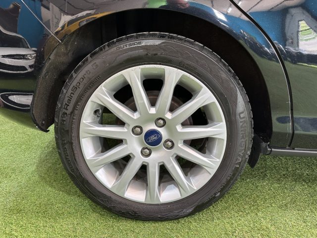FORD B-Max usata, con Volante multifunzione