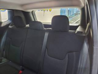 JEEP Renegade usata, con USB