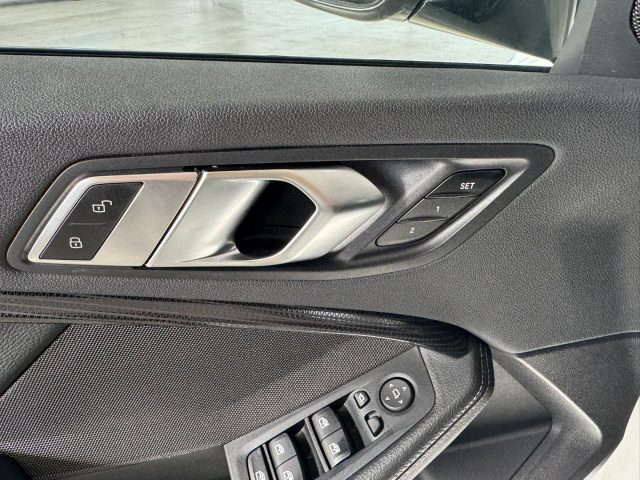 BMW 120 usata, con Regolazione elettrica sedili