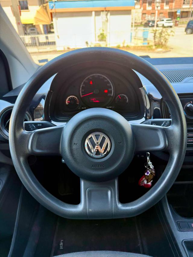 VOLKSWAGEN up! usata, con Servosterzo