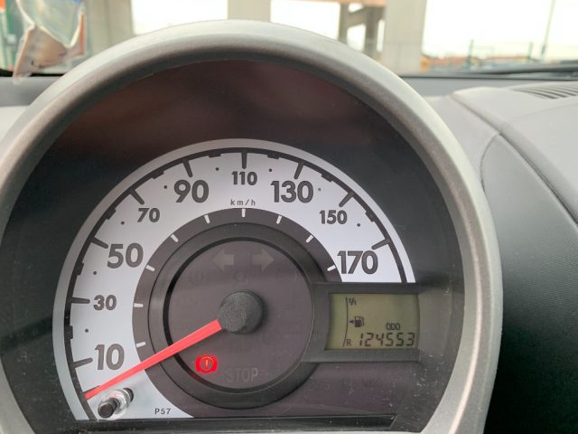 PEUGEOT 107 usata, con ESP