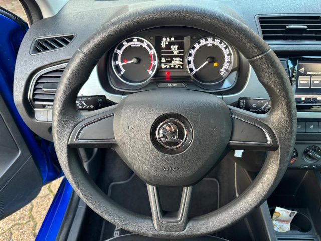 SKODA Fabia usata, con Autoradio digitale