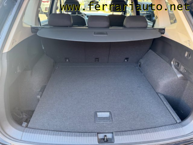VOLKSWAGEN Tiguan usata, con Sedile posteriore sdoppiato