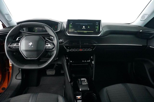 PEUGEOT 2008 usata, con Boardcomputer