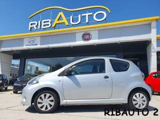 TOYOTA Aygo usata, con Sistema di navigazione